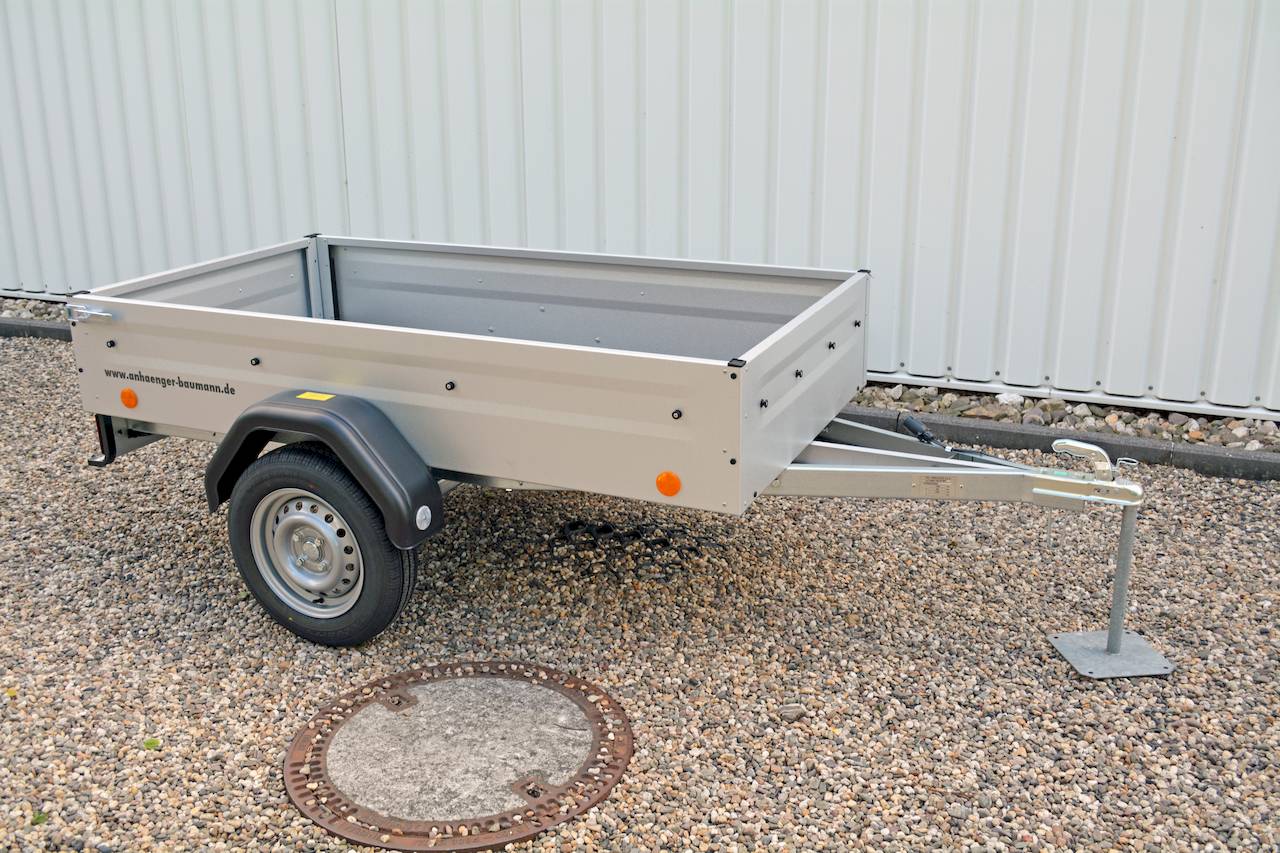 TPV Trailers Anhänger | Böckmann TL-EU2 202x107x35cm 750kg Tieflader ...